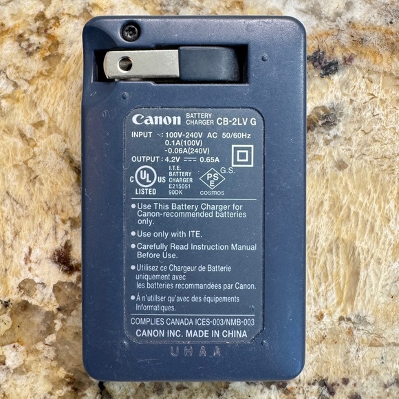 Wall Plug-In Canon Battery Charger and 3.7V Battery Pack NB-4L - Picture 6 of 6